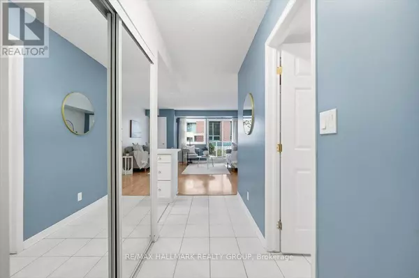 Ottawa, ON K1E3X9,320 Centrum BLVD #206