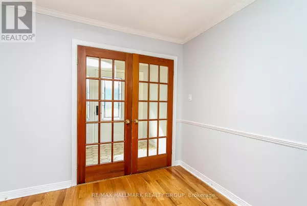 Ottawa, ON K1C2M7,1210 BORDEAU GROVE