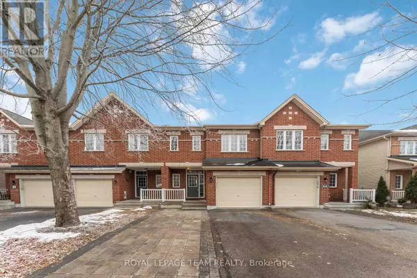 246 TANDALEE CRESCENT, Ottawa, ON K2M0A1