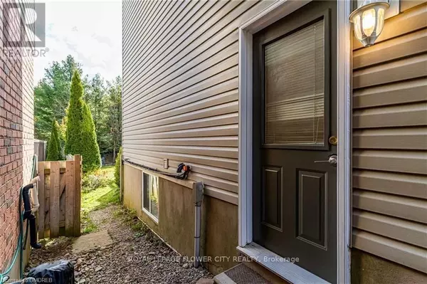 58 CARRINGTON PLACE, Guelph (kortright West), ON N1G5C3