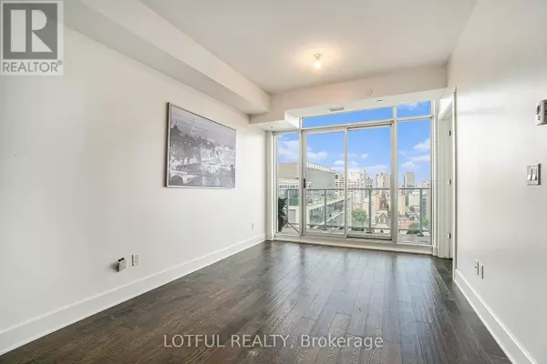 Ottawa, ON K1R0C5,255 BAY ST #1705