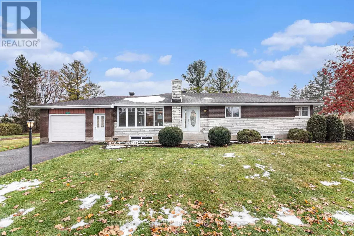 North Stormont, ON K0A1R0,24 Champagne ST West #B