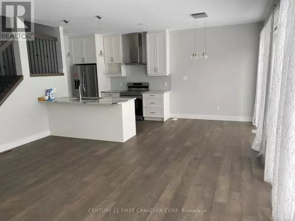 London North (north B), ON N5X0N5,1820 Canvas WAY #11