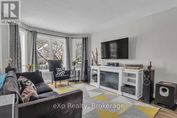 Tillsonburg, ON N4G5S5,17 DOGWOOD DRIVE