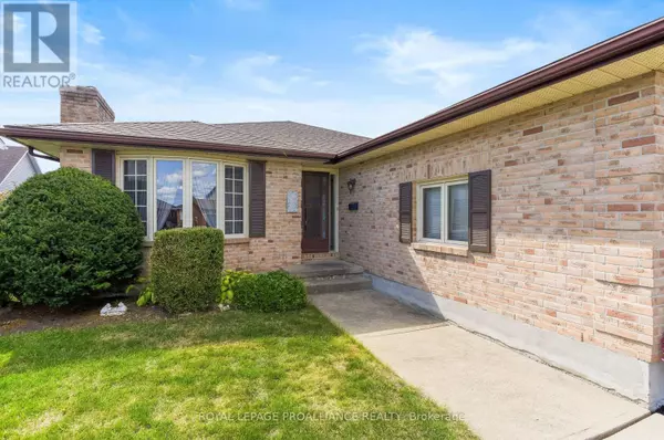 Brockville, ON K6V6Z8,208 BELEY STREET