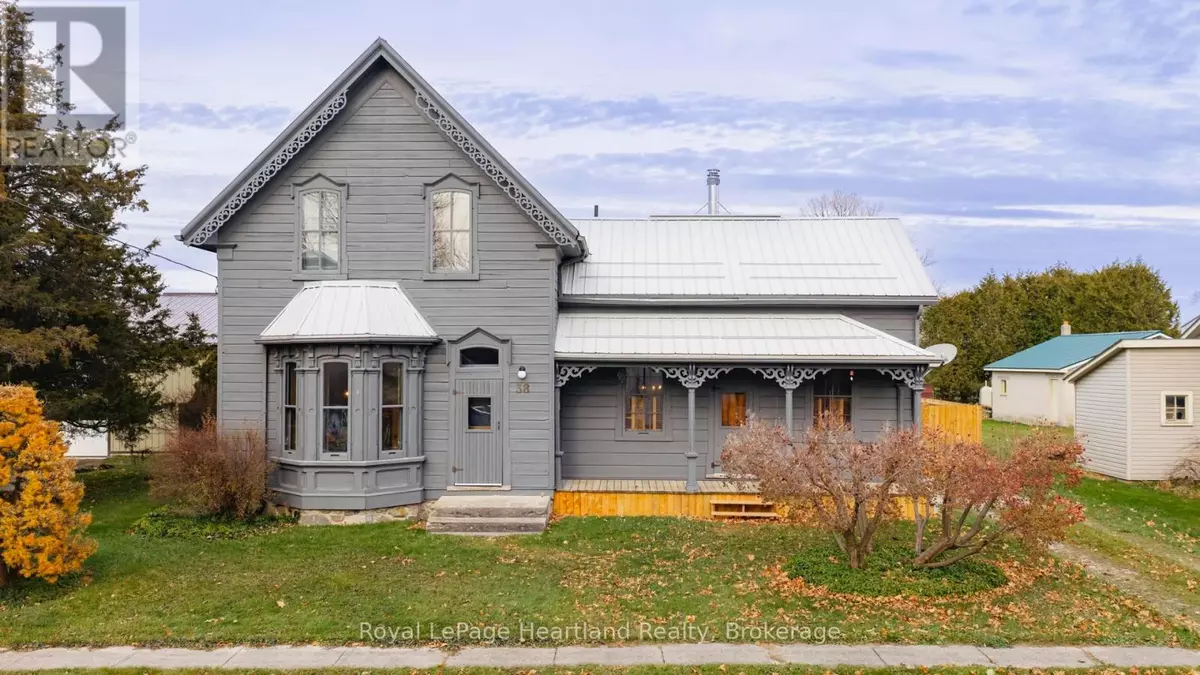 Ashfield-colborne-wawanosh (ashfield), ON N0M1R0,38 ALBERT STREET