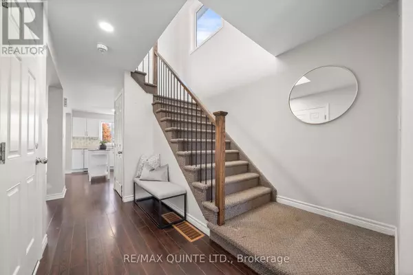 Greater Napanee (greater Napanee), ON K7R3P9,121 KANVERS WAY