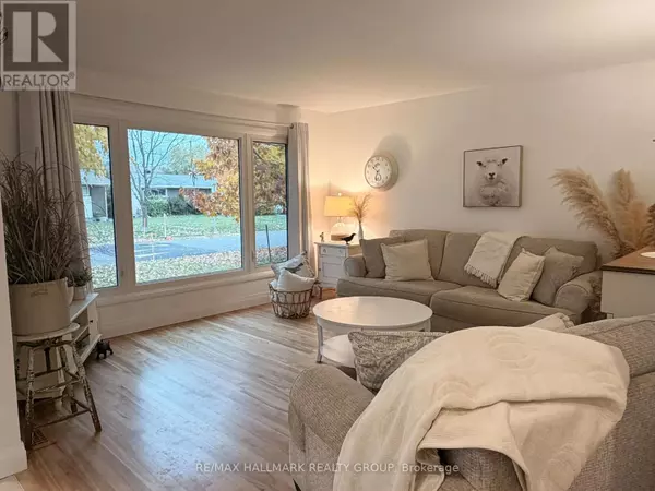 Ottawa, ON K1G1G9,2424 JOLIFFE STREET