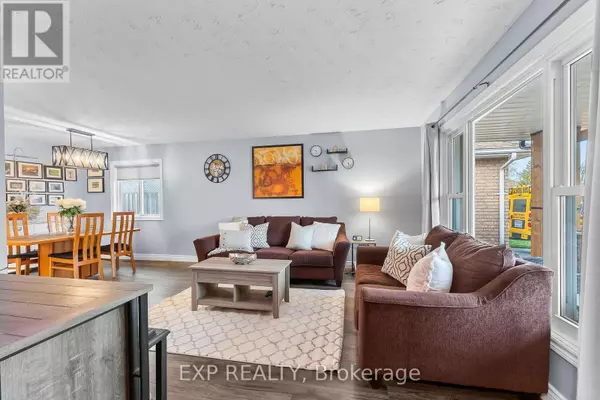 Niagara Falls (ascot), ON L2H3C3,4487 LEE AVENUE