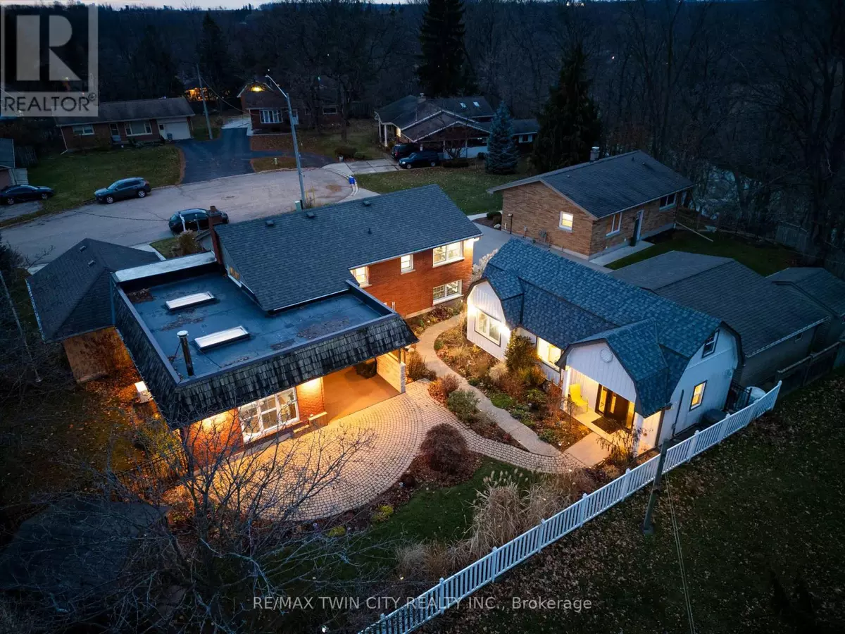 Wilmot, ON N3A1K8,466 HILLVIEW CRESCENT