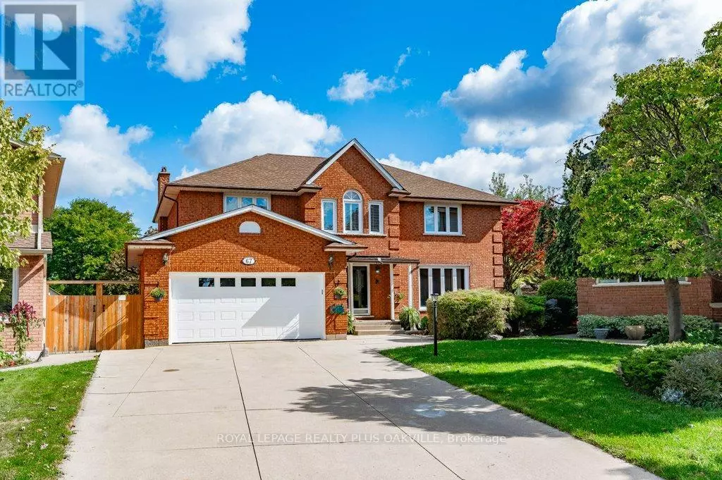 Hamilton (falkirk), ON L9B1W9,67 HORIZON COURT