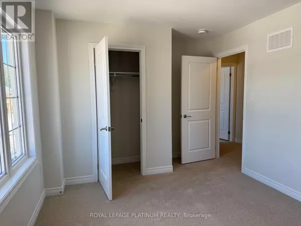 Gravenhurst (muskoka (s)), ON P1P0H8,135 MCEACHERN LANE