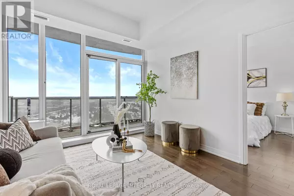 Ottawa, ON K1S5W9,805 CARLING AVE #3505