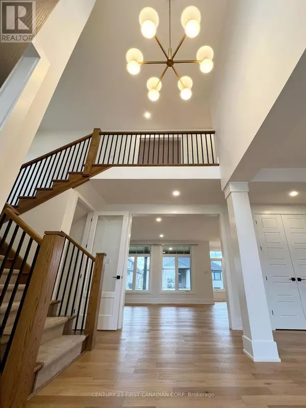 London North (north S), ON N6G0K7,877 EAGLETRACE DRIVE