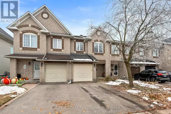 Ottawa, ON K2M2T4,526 MEADOWBREEZE DRIVE