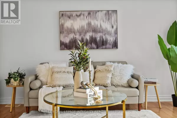 Ottawa, ON K2J2K9,45 RAFTUS SQUARE