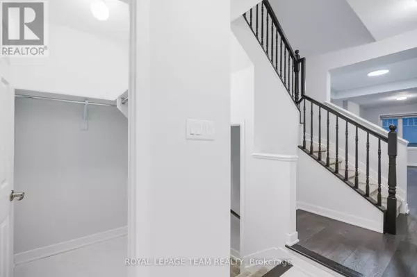 Ottawa, ON K4A5N1,2123 WINSOME TERRACE