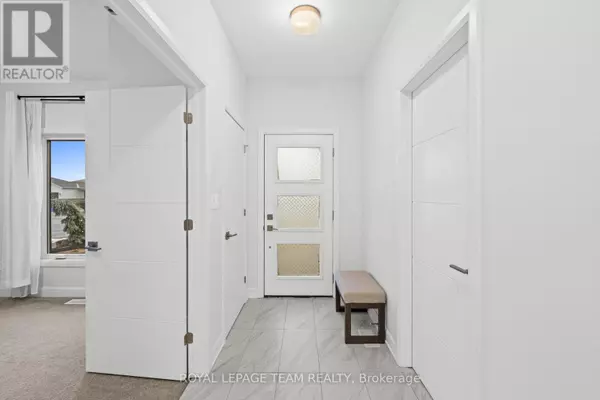 North Dundas, ON K0C2K0,454 ARORA CRESCENT