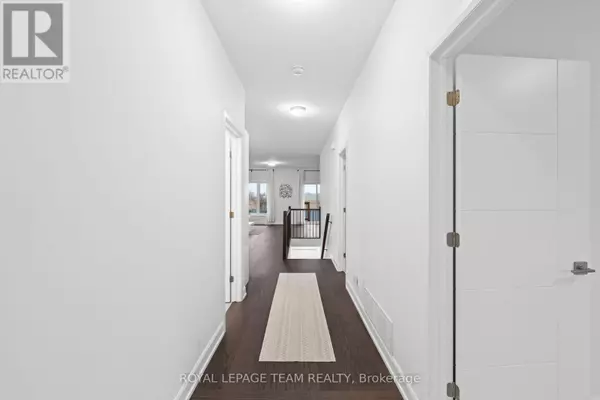 North Dundas, ON K0C2K0,454 ARORA CRESCENT