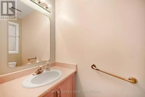 Ottawa, ON K2M2P3,6 SUNNYBROOKE DRIVE