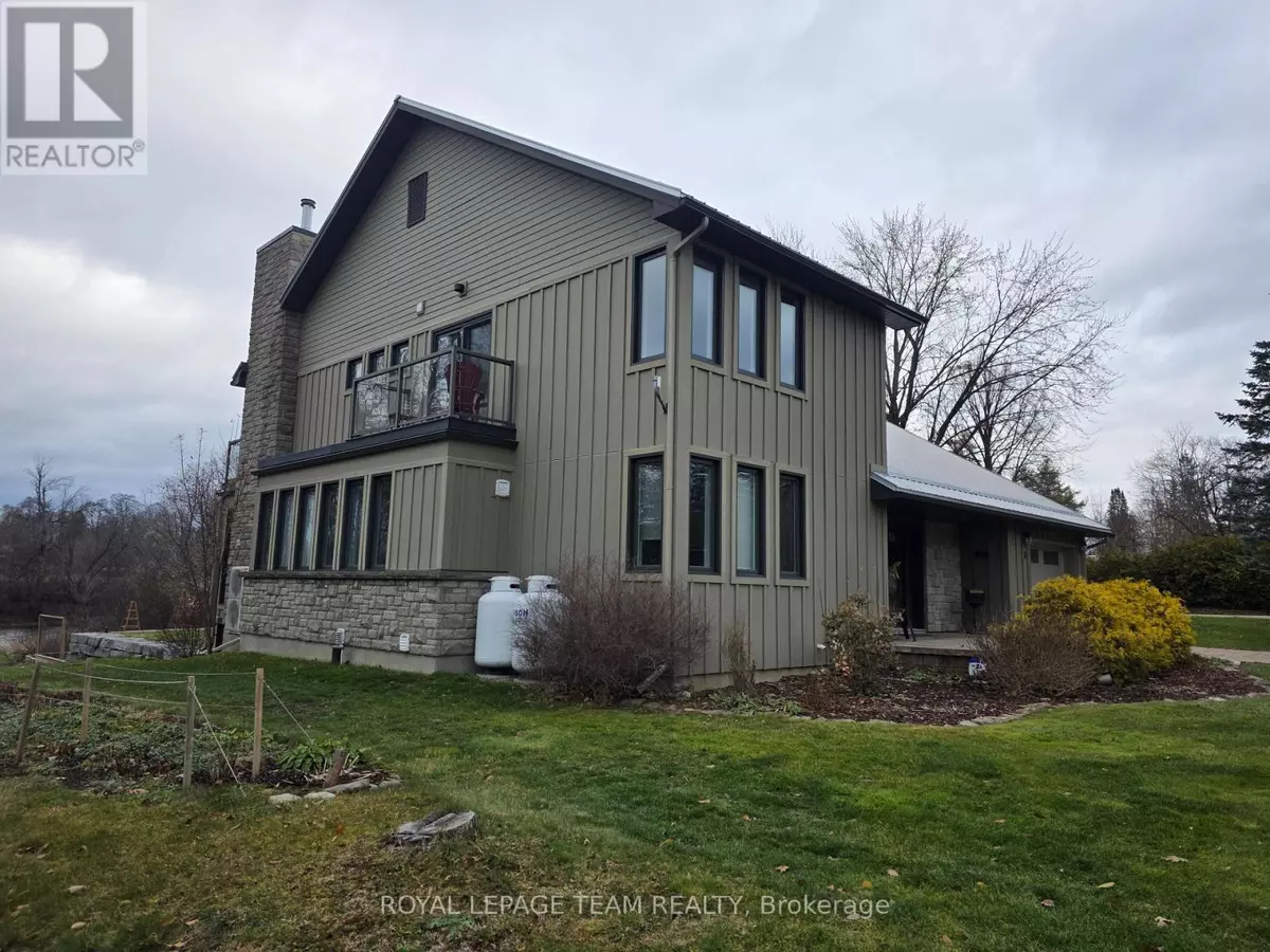 North Grenville, ON K0G1B0,3 MARY STREET