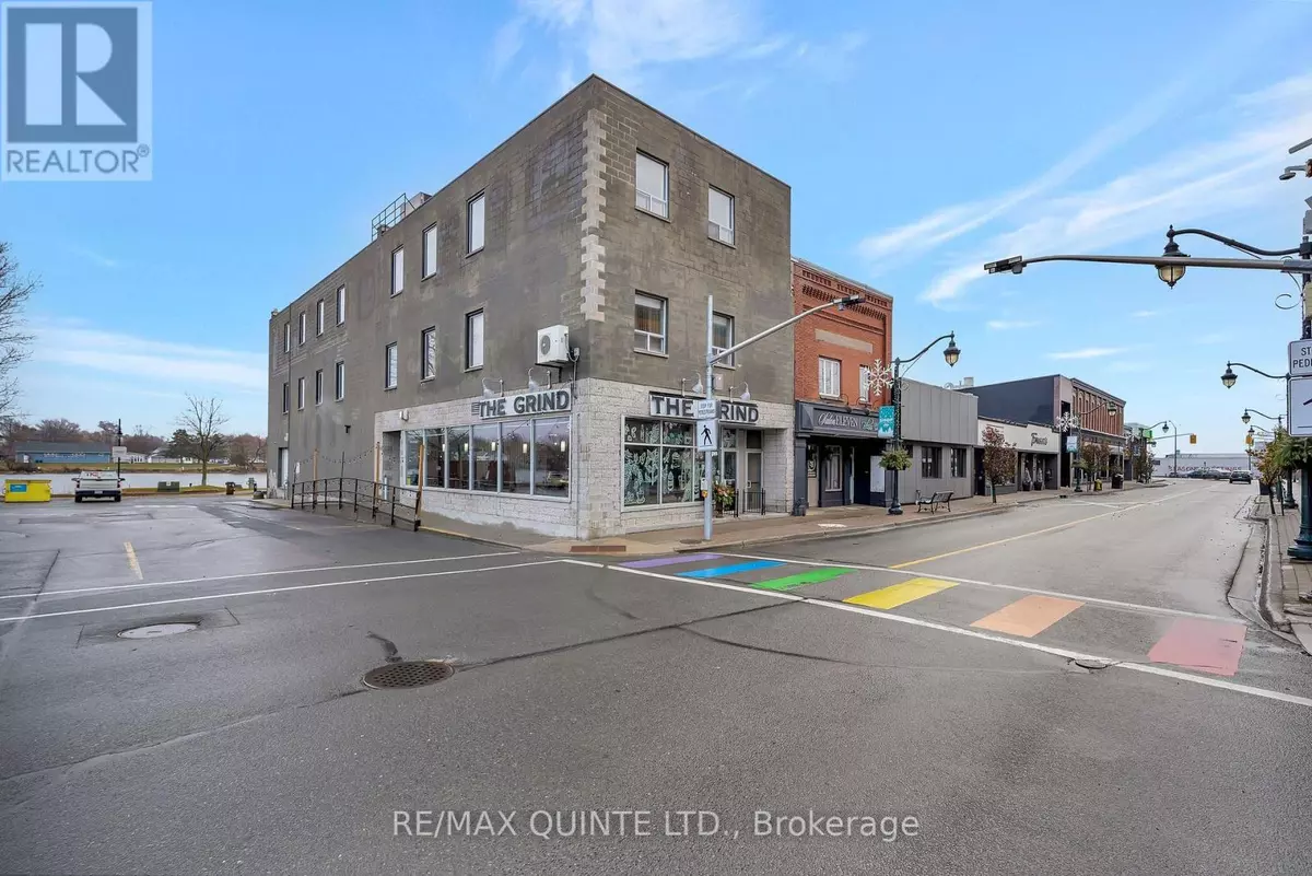 Quinte West (trenton Ward), ON K8V4N3,45 FRONT STREET