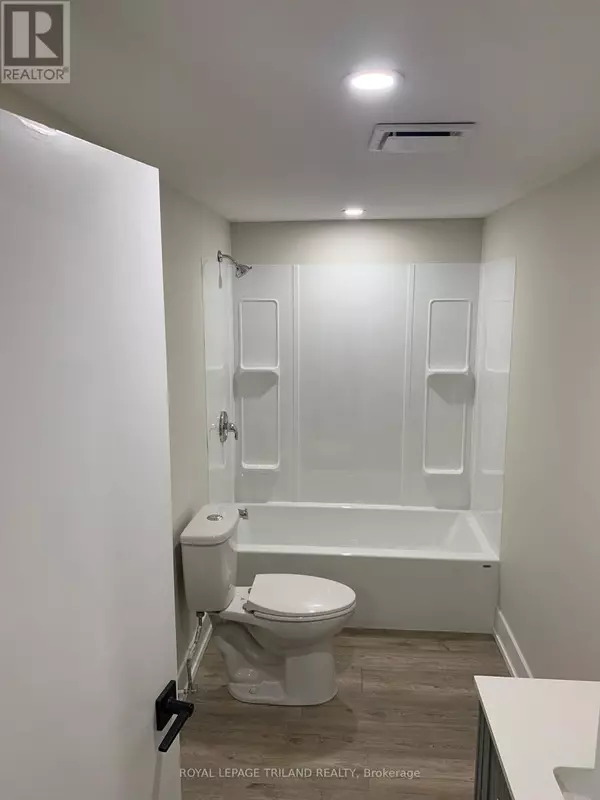 London East (east I), ON N5V1L9,62 Wexford AVE #BASEMENT