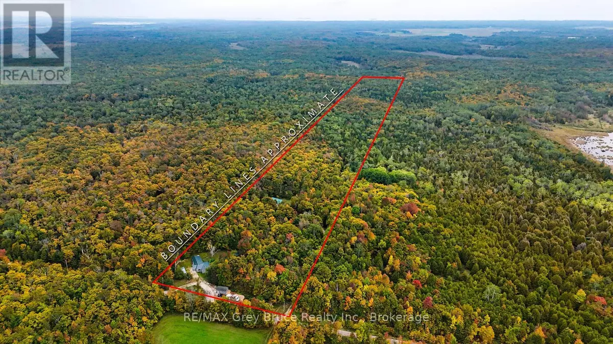 South Bruce Peninsula, ON N0H2T0,217 KINGS CRESCENT