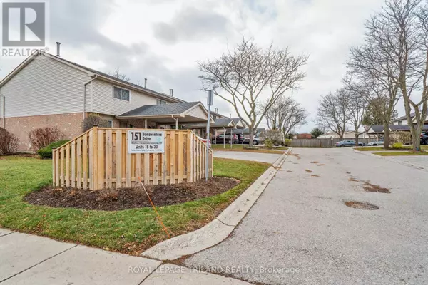 151 Bonaventure DR #24, London East (east I), ON N5V4M1