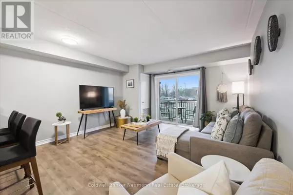 Guelph (pineridge/westminster Woods), ON N1L0G8,19 Waterford DR #109