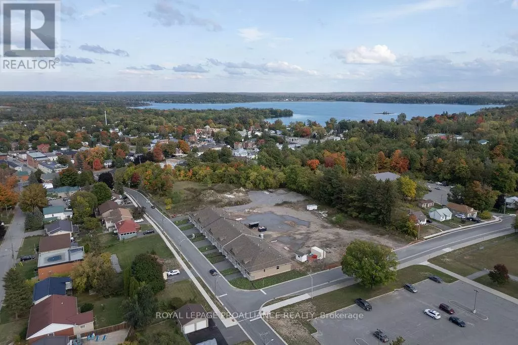 Tweed (tweed (village)), ON K0K3J0,175 POMEROY AVENUE