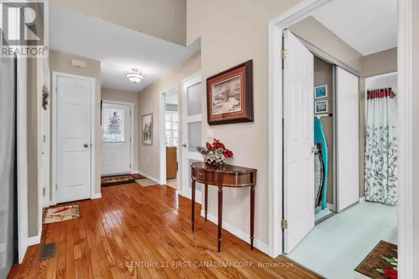 London South (south E), ON N6J1T5,80 Centre ST #7