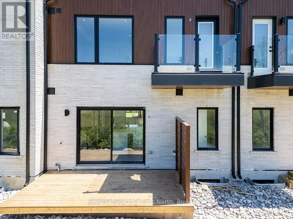 Blue Mountains, ON N0H2P0,117 Sladden CT #18