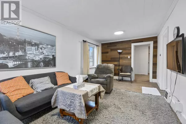 London East (east C), ON N5Y1K8,49 MCNAY STREET