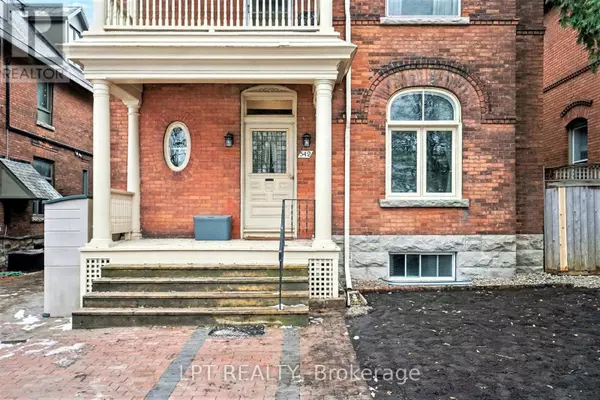 Ottawa, ON K1R5K7,542 MACLAREN STREET W