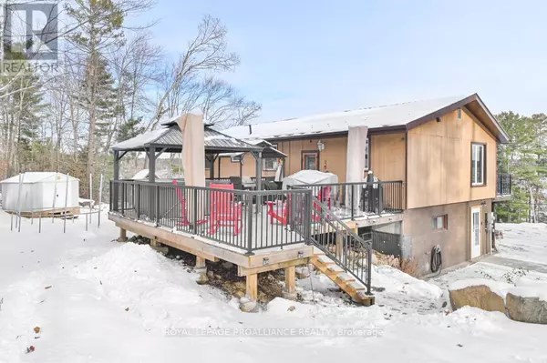 Addington Highlands (addington Highlands), ON K0H1K0,17206 HIGHWAY 41