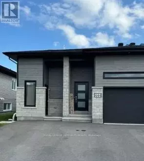 Russell, ON K0A1W0,444 MAIZE STREET