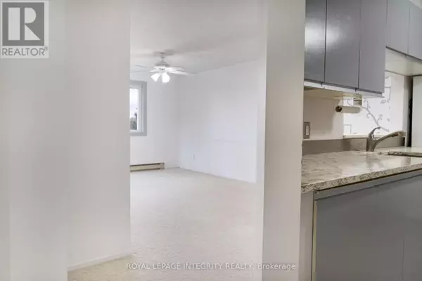 Ottawa, ON K1K4M3,270 Brittany DR #406