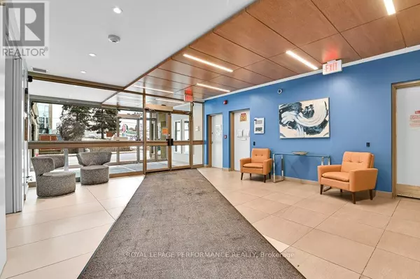 Ottawa, ON K1L7E7,158 A McArthur AVE #1010