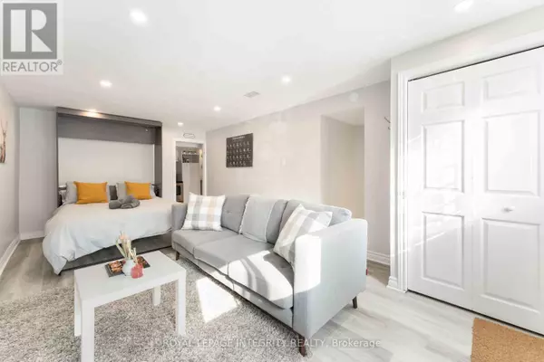 Ottawa, ON K1K3G8,707 MORIN STREET