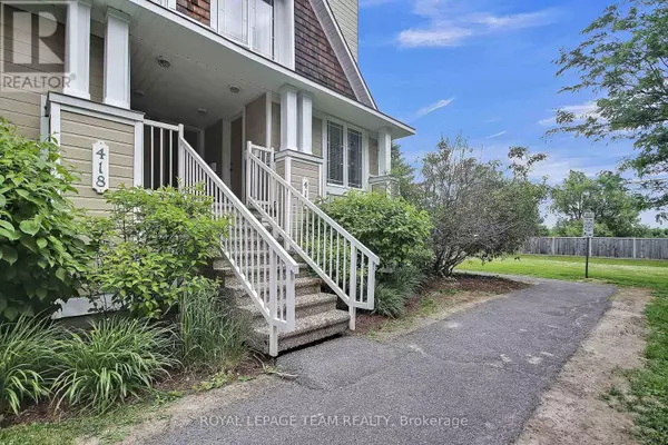 Ottawa, ON K2M3A8,414 Hillsboro Private North #16