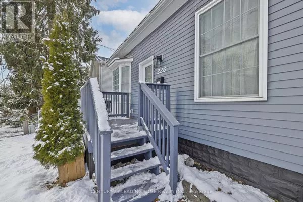 London East (east K), ON N6B1B4,228 SOUTH STREET