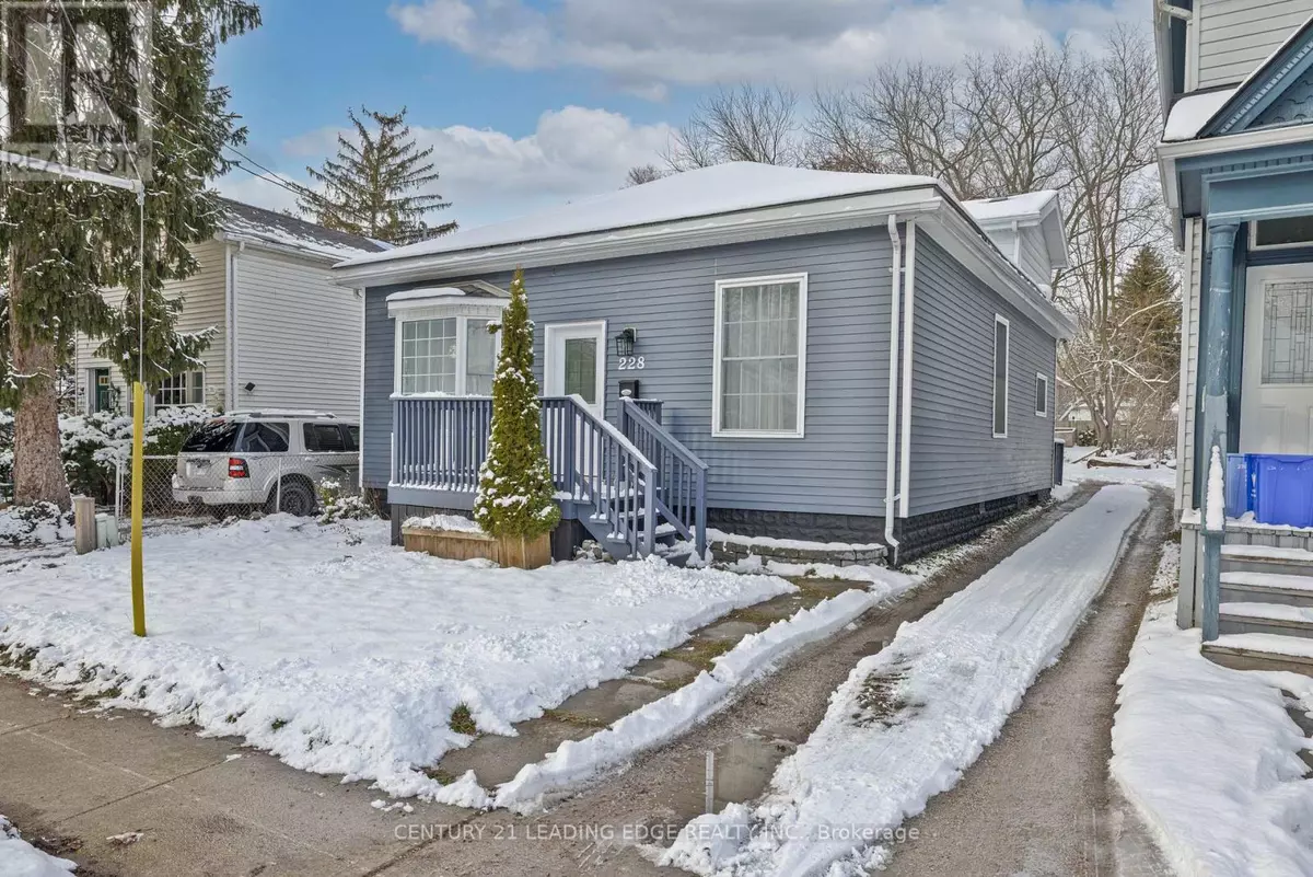 London East (east K), ON N6B1B4,228 SOUTH STREET