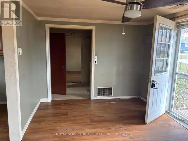 Brighton, ON K0K1H0,10 ELGIN STREET E