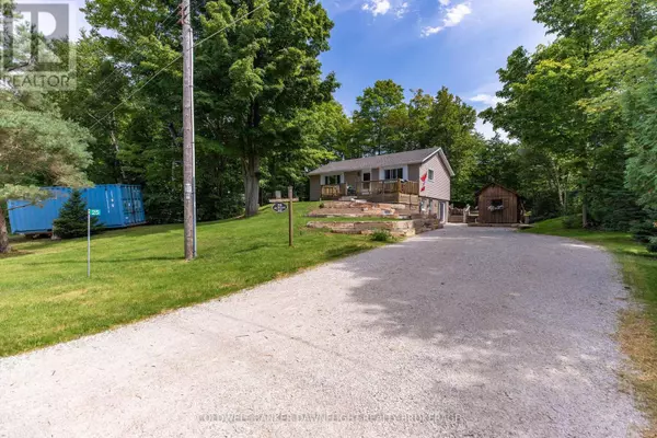 South Bruce Peninsula, ON N0H2G0,25 EMERSON AVENUE