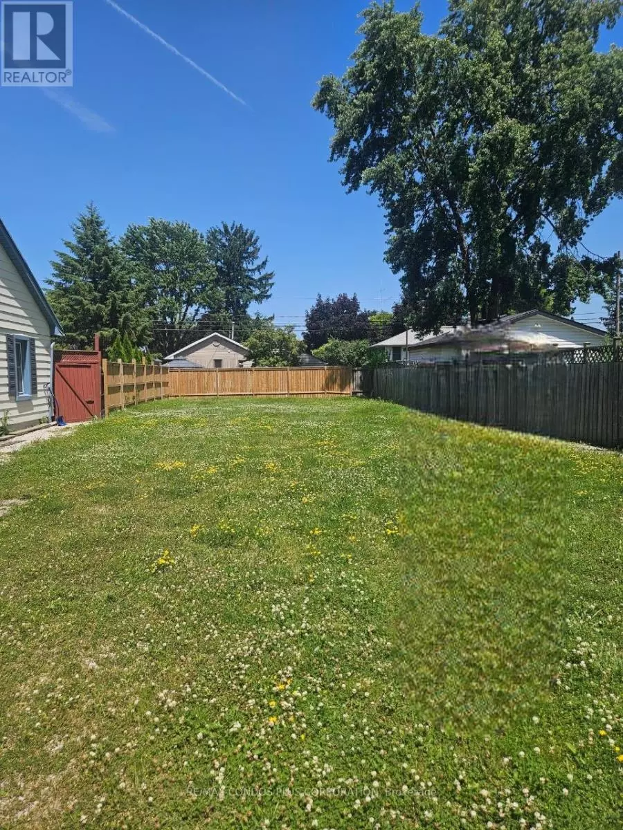 Windsor, ON N8W3B9,3622 BLISS ROAD