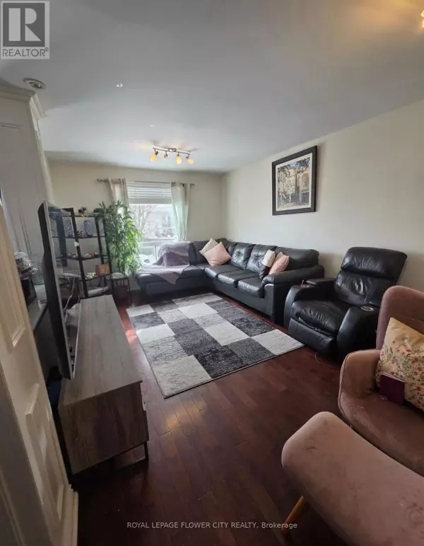 Kitchener, ON N2E3P8,53 BUSH CLOVER CRESCENT