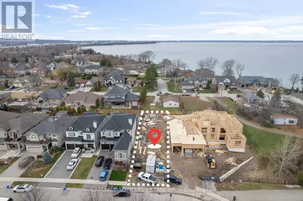 451 MONTREAL CIRCLE, Hamilton (winona Park), ON L8E0E2