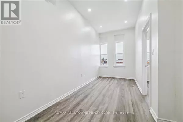 Norfolk (simcoe), ON N3Y1S2,68 Peel ST #3