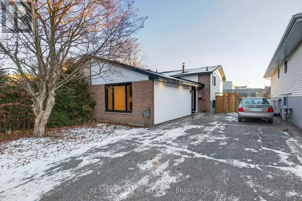 62 ABBEY DALE COURT, Kingston (rideau), ON K7K5W9